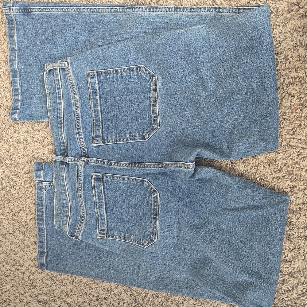 GAP Patch Pocket High Rise Flare Jeans - Picture 4 of 6
